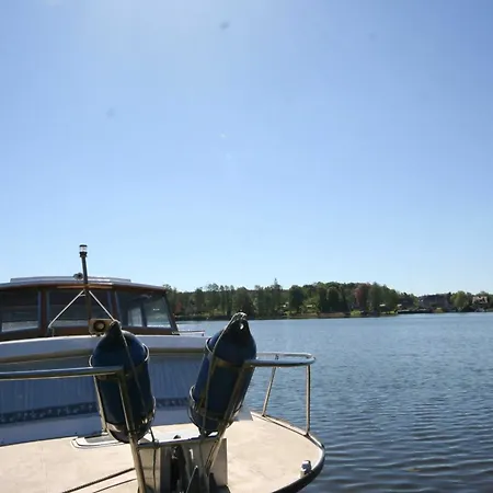 Apartment Ferienwohnung Auf Traumhaften Wassergrundstuck Furstenberg-Havel