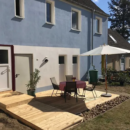 Ferienwohnung Auf Traumhaften Wassergrundstuck Apartment