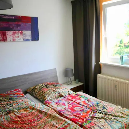 Apartment Ferienwohnung Auf Traumhaften Wassergrundstuck *